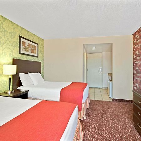 Knights Inn Toronto Scarborough 외부 사진