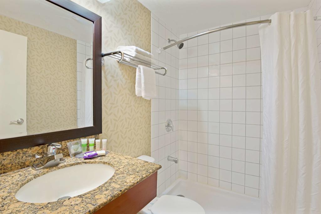Knights Inn Toronto Scarborough 외부 사진