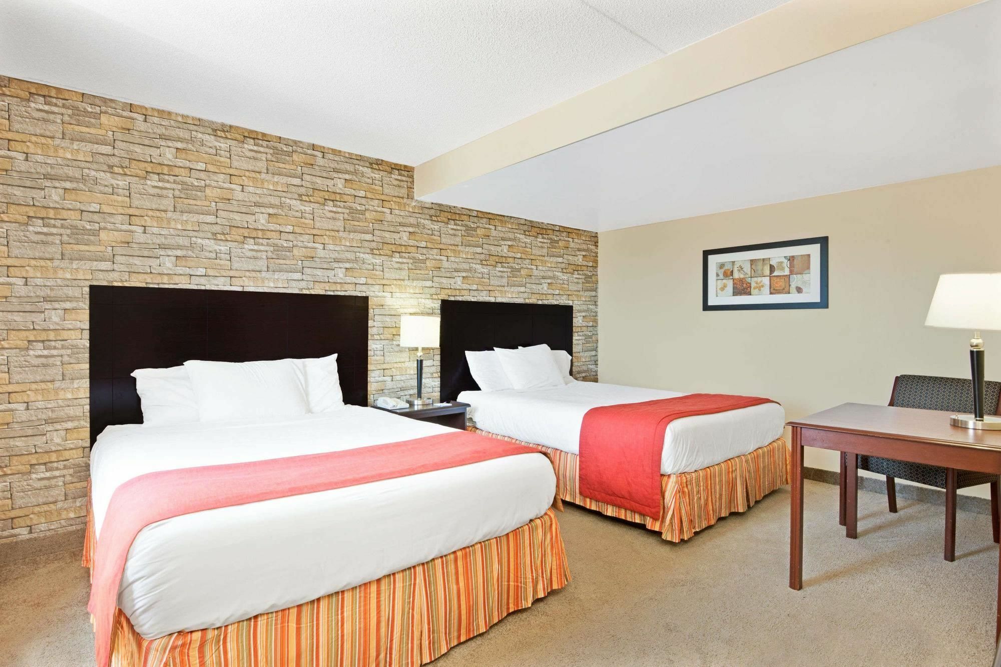 Knights Inn Toronto Scarborough 외부 사진