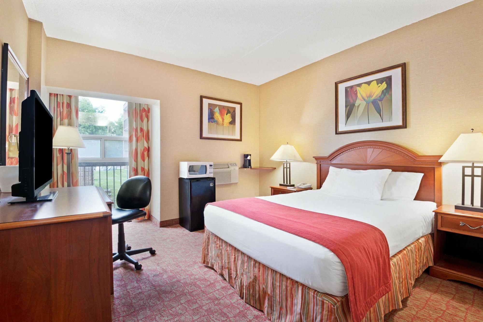 Knights Inn Toronto Scarborough 외부 사진